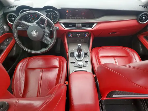 ZASPAKBN2L7C90681 2020 ALFA ROMEO STELVIO - Image 8