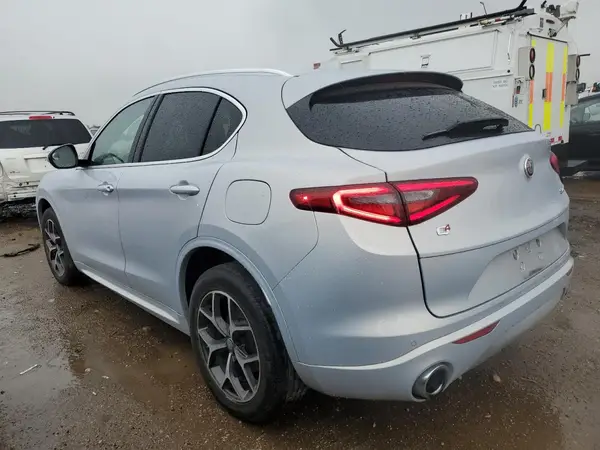 ZASPAKBN2L7C91524 2020 ALFA ROMEO STELVIO - Image 2