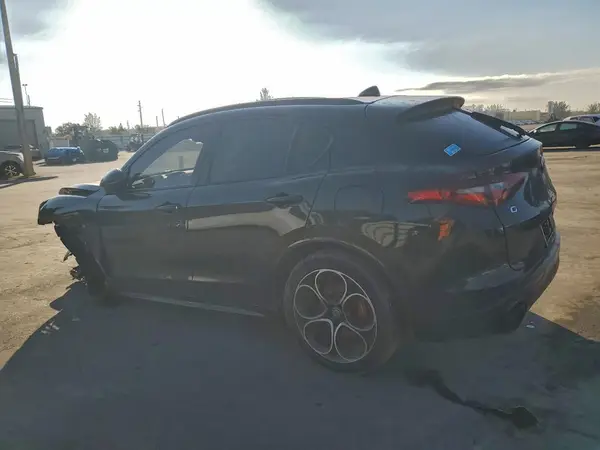 ZASPAKBN2M7D01115 2021 ALFA ROMEO STELVIO - Image 2