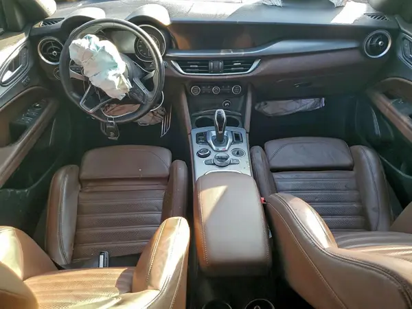 ZASPAKBN2M7D01115 2021 ALFA ROMEO STELVIO - Image 8