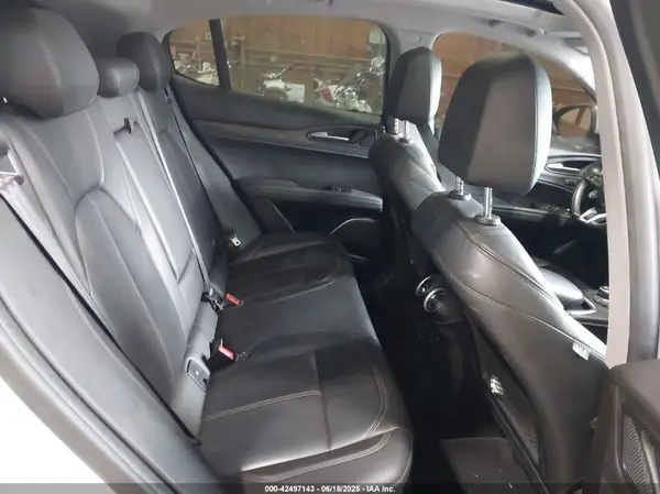 ZASPAKBN2M7D11188 2021 ALFA ROMEO STELVIO - Image 8