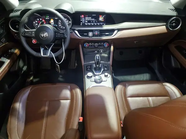 ZASPAKBN2M7D15158 2021 ALFA ROMEO STELVIO - Image 8