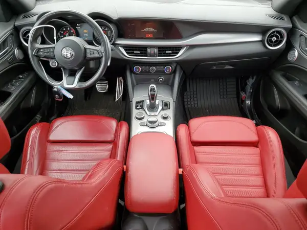 ZASPAKBN2N7D24928 2022 ALFA ROMEO STELVIO - Image 8