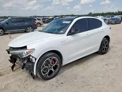 ZASPAKBN2N7D27344 2022 ALFA ROMEO STELVIO