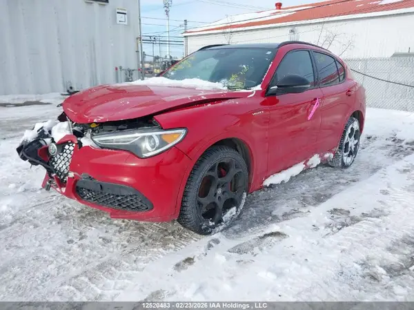 ZASPAKBN2N7D30969 2022 ALFA ROMEO STELVIO - Image 2