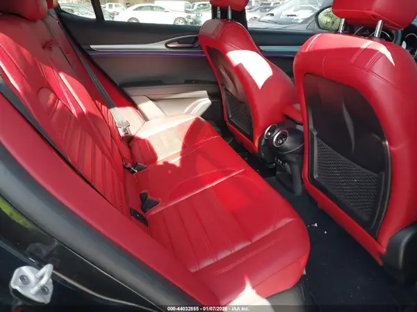 ZASPAKBN2N7D32284 2022 ALFA ROMEO STELVIO - Image 8