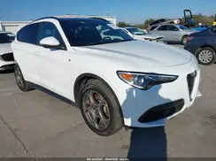 ZASPAKBN2N7D32429 2022 ALFA ROMEO STELVIO