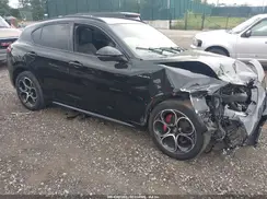 ZASPAKBN2N7D37405 2022 ALFA ROMEO STELVIO