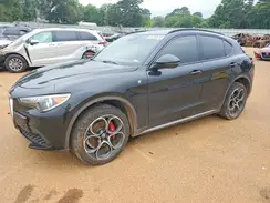 ZASPAKBN2N7D41017 2022 ALFA ROMEO STELVIO