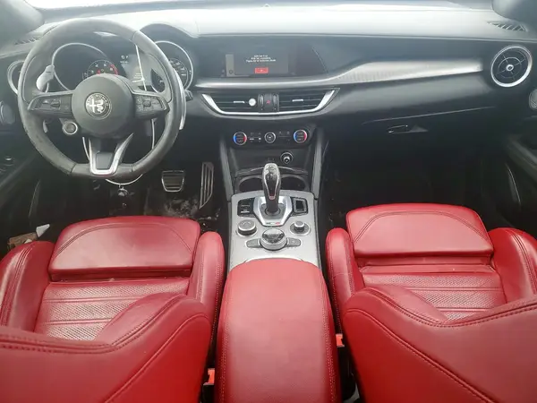 ZASPAKBN2P7D54918 2023 ALFA ROMEO STELVIO - Image 8