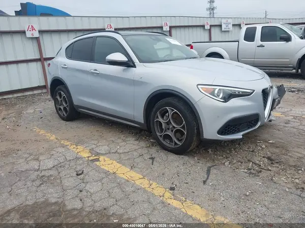 ZASPAKBN2P7D55549 2023 ALFA ROMEO STELVIO - Image 1