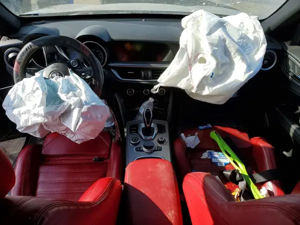 ZASPAKBN2P7D55745 2023 ALFA ROMEO STELVIO - Image 8