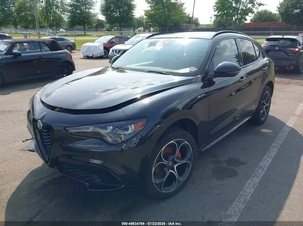 ZASPAKBN2R7D75481 2024 ALFA ROMEO STELVIO - Image 2