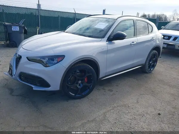 ZASPAKBN2R7D82060 2024 ALFA ROMEO STELVIO - Image 2