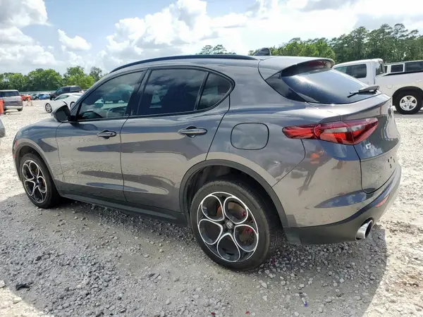 ZASPAKBN3K7C42699 2019 ALFA ROMEO STELVIO - Image 2