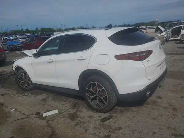ZASPAKBN3K7C51953 2019 ALFA ROMEO STELVIO - Image 2