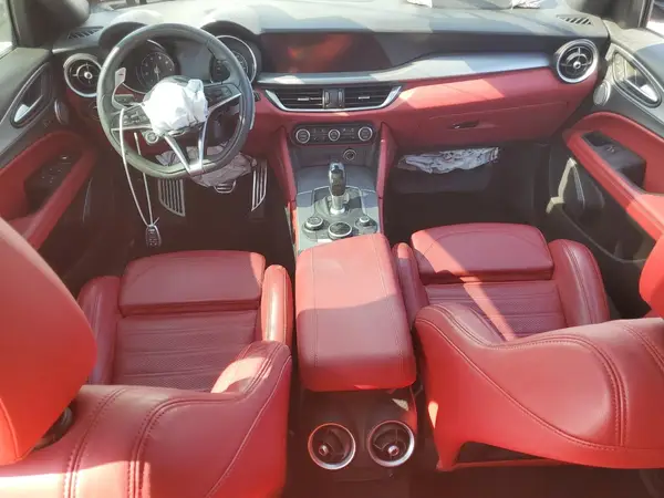 ZASPAKBN3K7C70518 2019 ALFA ROMEO STELVIO - Image 8