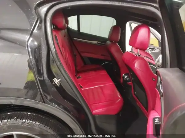 ZASPAKBN3K7C71569 2019 ALFA ROMEO STELVIO - Image 8