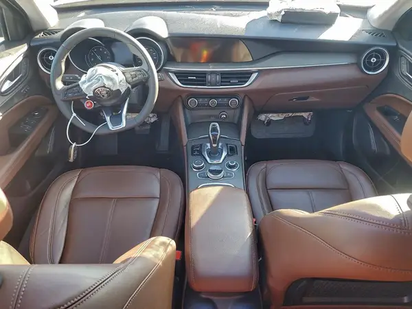 ZASPAKBN3L7C75963 2020 ALFA ROMEO STELVIO - Image 8