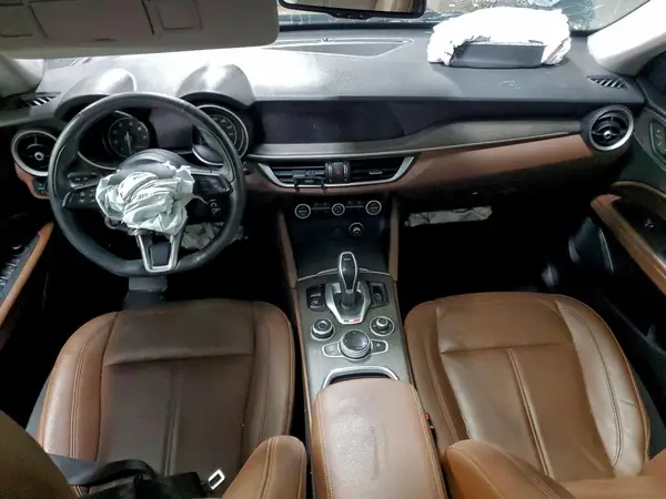 ZASPAKBN3M7D15444 2021 ALFA ROMEO STELVIO - Image 8