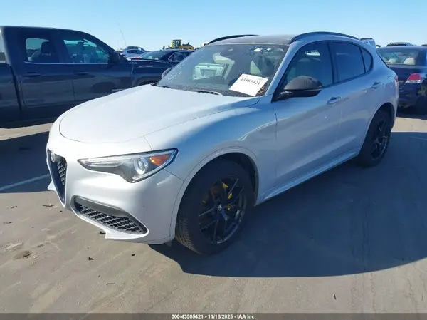 ZASPAKBN3M7D18831 2021 ALFA ROMEO STELVIO - Image 2