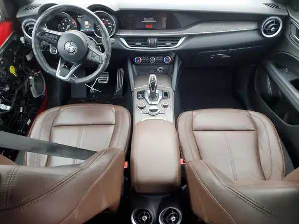 ZASPAKBN3N7D24470 2022 ALFA ROMEO STELVIO - Image 8