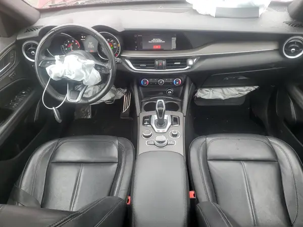 ZASPAKBN3N7D26798 2022 ALFA ROMEO STELVIO - Image 8