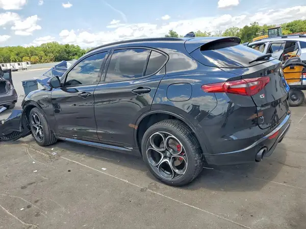 ZASPAKBN3N7D41463 2022 ALFA ROMEO STELVIO - Image 2