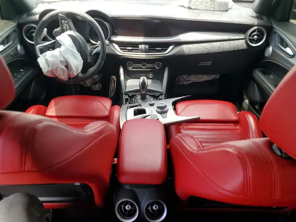 ZASPAKBN3N7D41463 2022 ALFA ROMEO STELVIO - Image 8