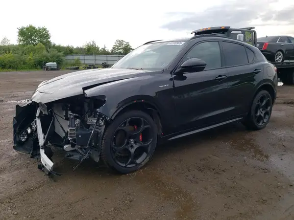 ZASPAKBN3P7D54491 2023 ALFA ROMEO STELVIO - Image 1