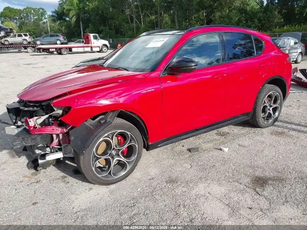 ZASPAKBN3R7D71973 2024 ALFA ROMEO STELVIO - Image 2