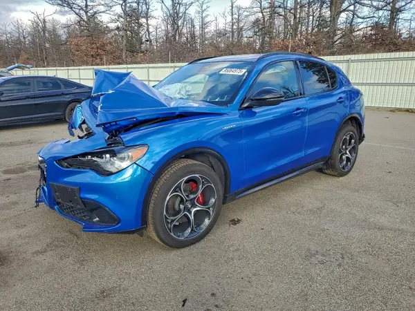 ZASPAKBN3R7D75358 2024 ALFA ROMEO STELVIO