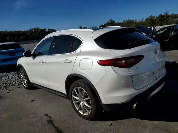 ZASPAKBN4K7C29556 2019 ALFA ROMEO STELVIO - Image 2
