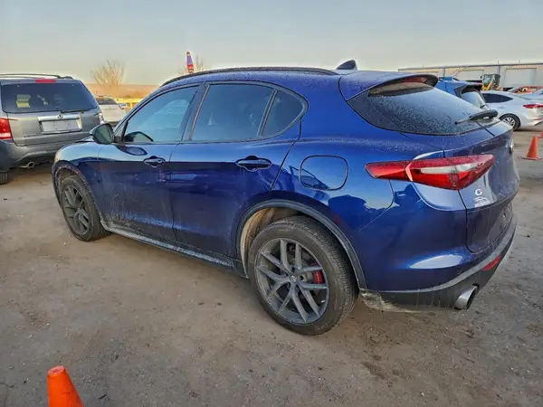 ZASPAKBN4K7C30416 2019 ALFA ROMEO STELVIO - Image 2