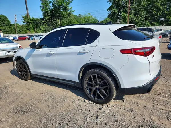 ZASPAKBN4K7C41206 2019 ALFA ROMEO STELVIO - Image 2