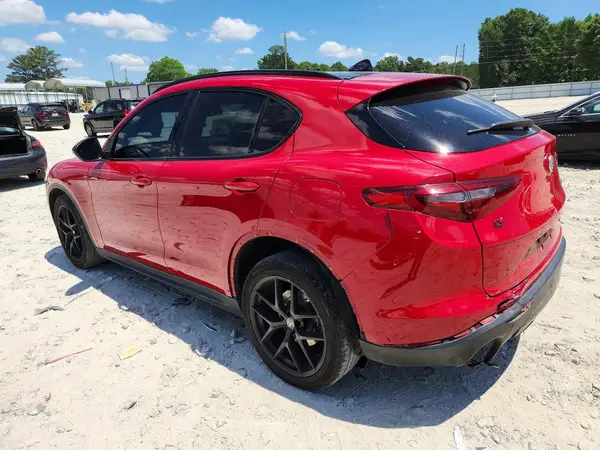 ZASPAKBN4K7C45322 2019 ALFA ROMEO STELVIO - Image 2
