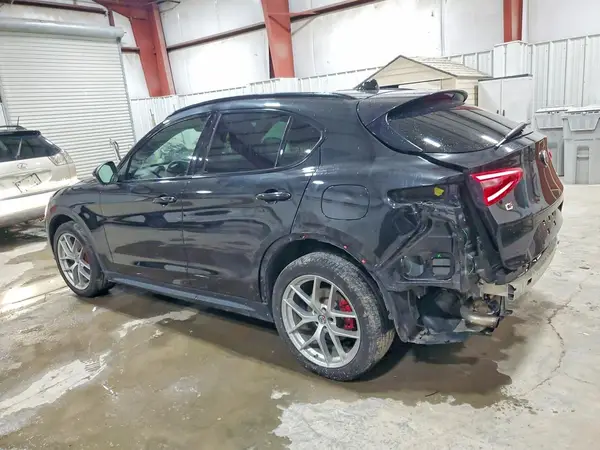ZASPAKBN4K7C52187 2019 ALFA ROMEO STELVIO - Image 2