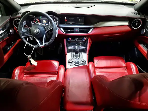 ZASPAKBN4K7C52187 2019 ALFA ROMEO STELVIO - Image 8