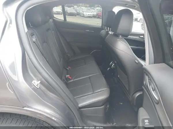 ZASPAKBN4L7C90410 2020 ALFA ROMEO STELVIO - Image 8