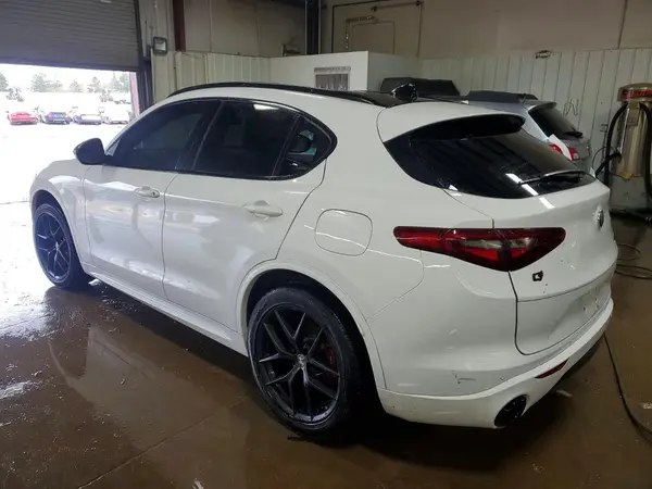 ZASPAKBN4L7C95848 2020 ALFA ROMEO STELVIO - Image 2