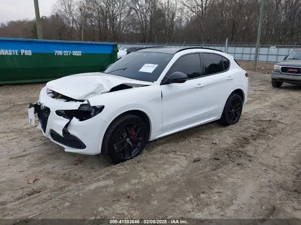 ZASPAKBN4M7D03366 2021 ALFA ROMEO STELVIO - Image 2