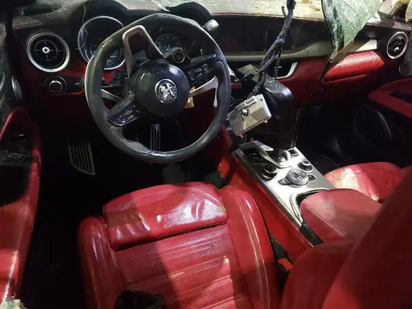 ZASPAKBN4M7D08793 2021 ALFA ROMEO STELVIO - Image 8