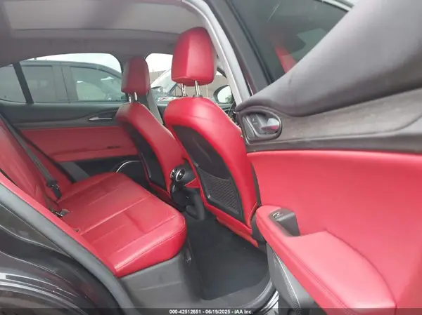 ZASPAKBN4M7D13072 2021 ALFA ROMEO STELVIO - Image 8