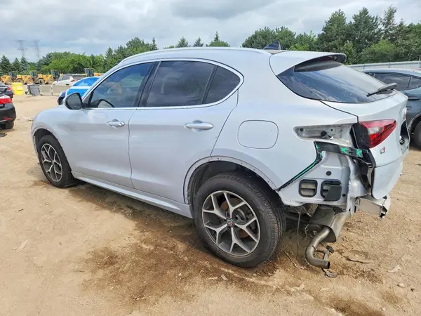 ZASPAKBN4M7D15436 2021 ALFA ROMEO STELVIO - Image 2