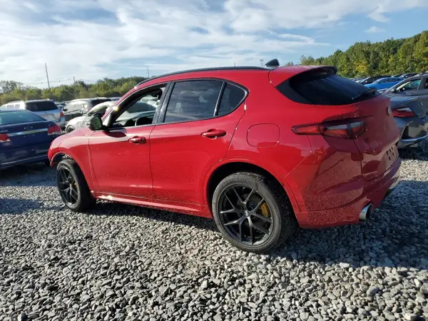 ZASPAKBN4M7D18966 2021 ALFA ROMEO STELVIO - Image 2
