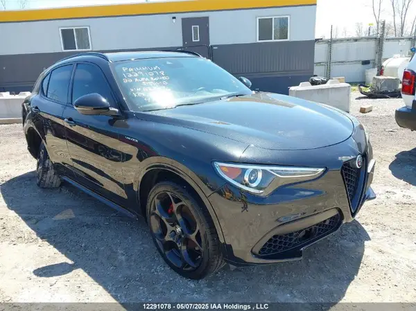 ZASPAKBN4N7D25076 2022 ALFA ROMEO STELVIO - Image 1