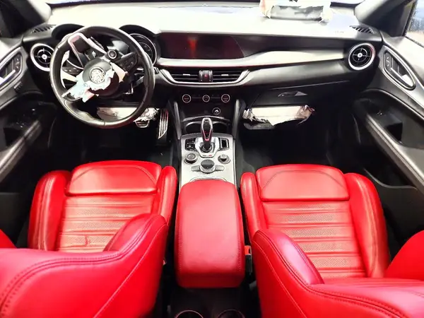 ZASPAKBN4N7D25532 2022 ALFA ROMEO STELVIO - Image 8
