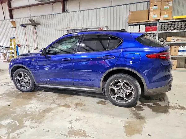 ZASPAKBN4N7D39981 2022 ALFA ROMEO STELVIO - Image 2