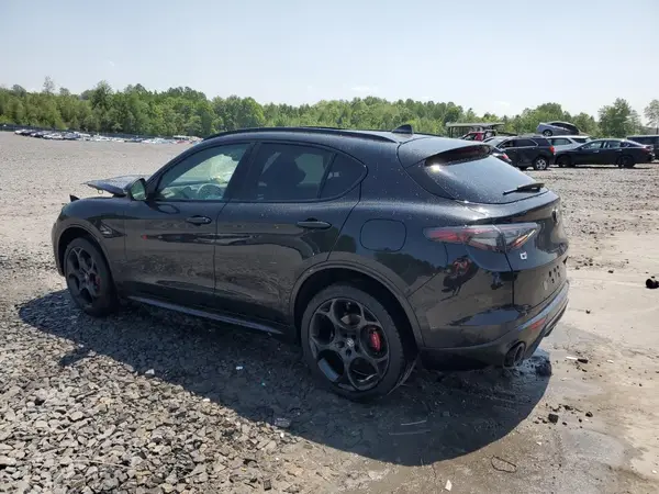 ZASPAKBN4R7D73666 2024 ALFA ROMEO STELVIO - Image 2