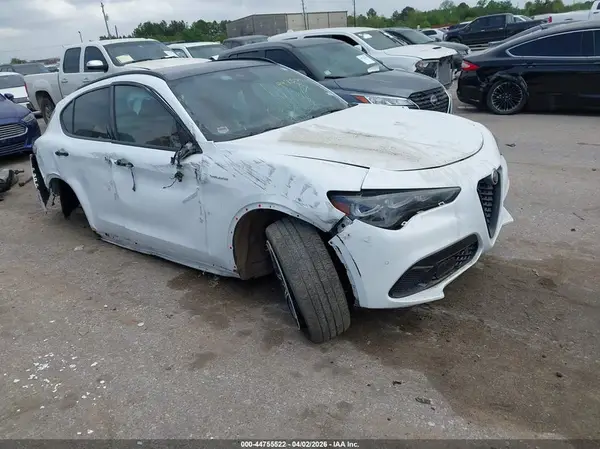 ZASPAKBN4R7D74204 2024 ALFA ROMEO STELVIO